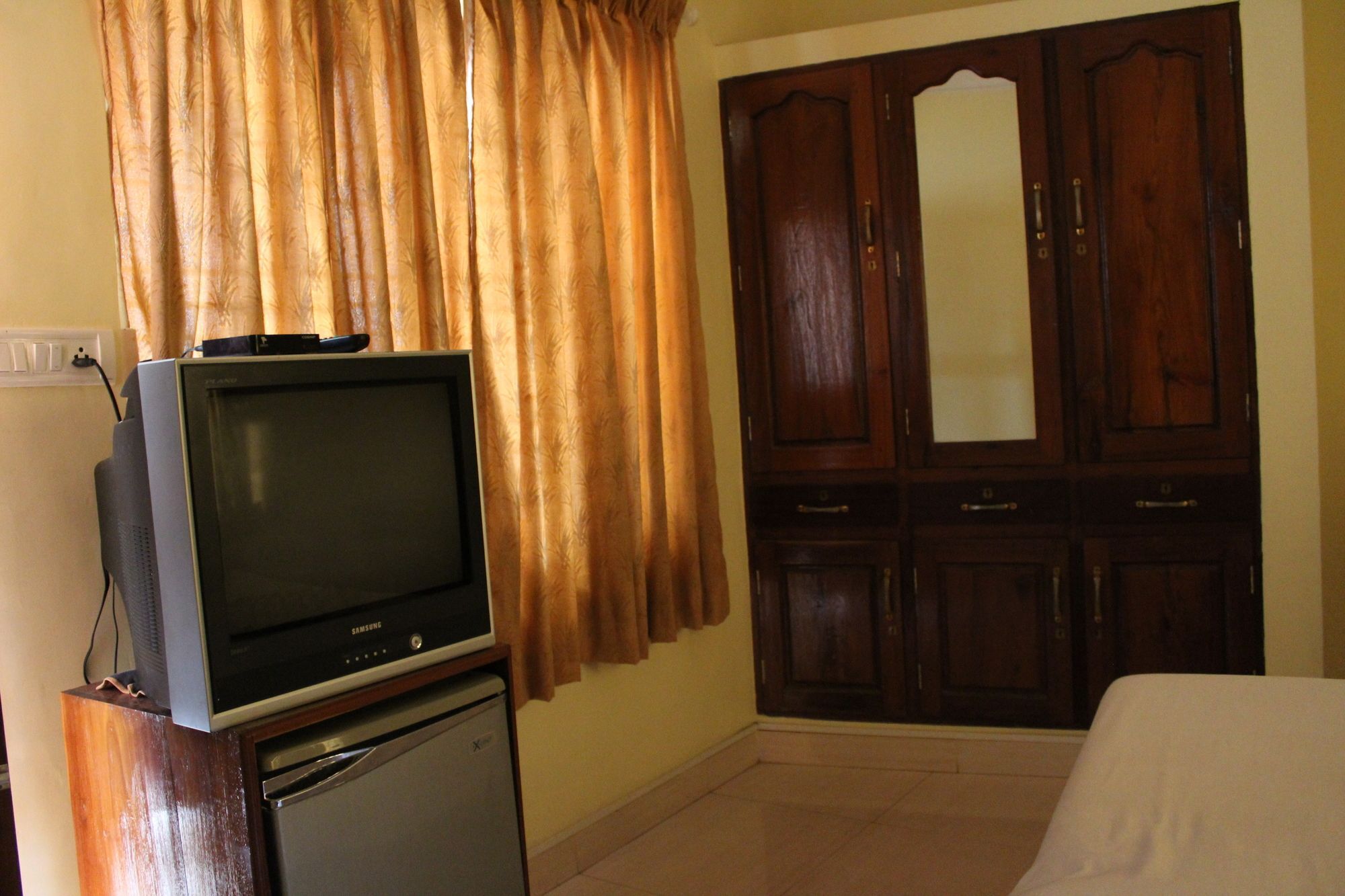 Hotel Sea View Palace - The Beach Hotel, 可瓦兰 外观 照片
